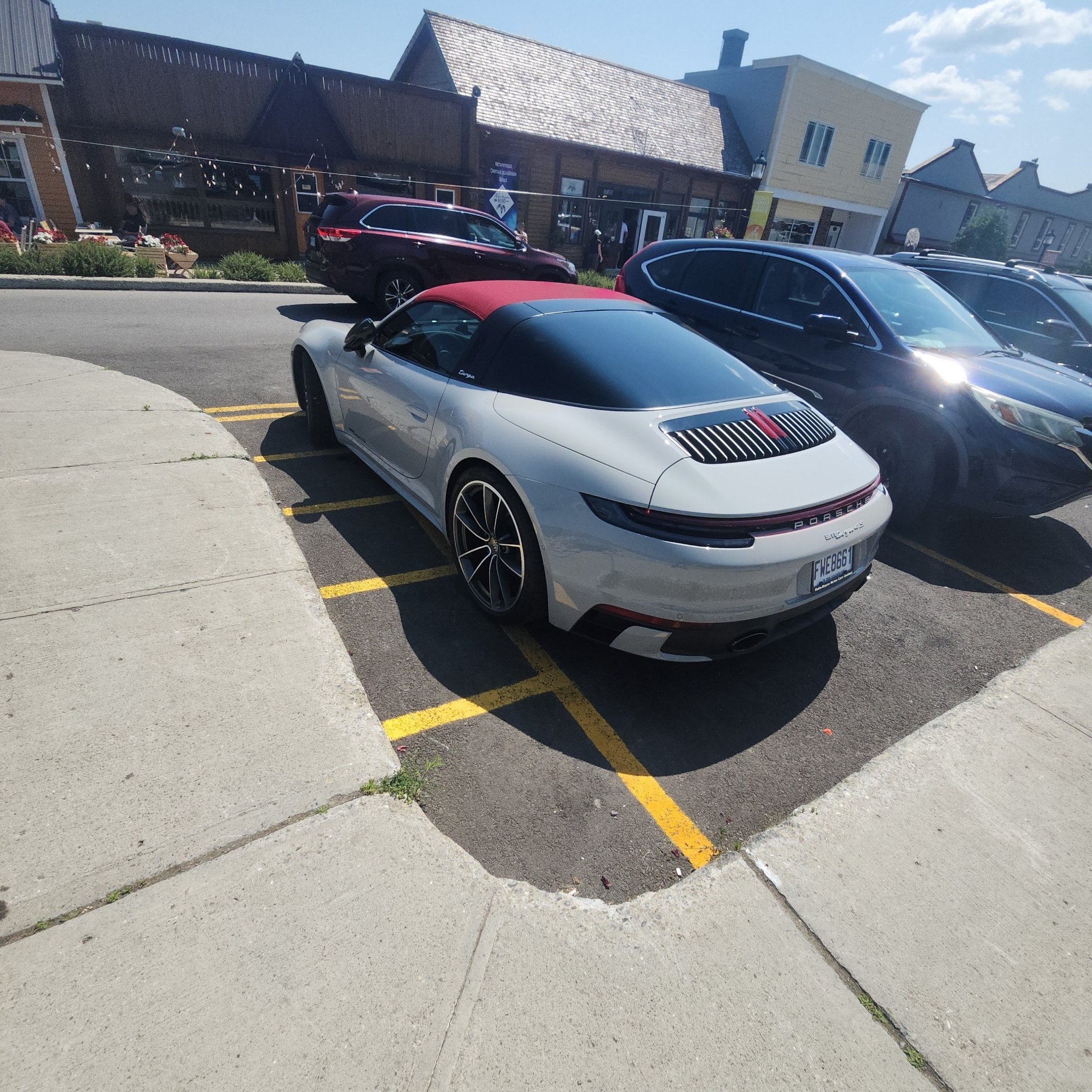2019 Porsche 911 (992) Carrera Cabriolet