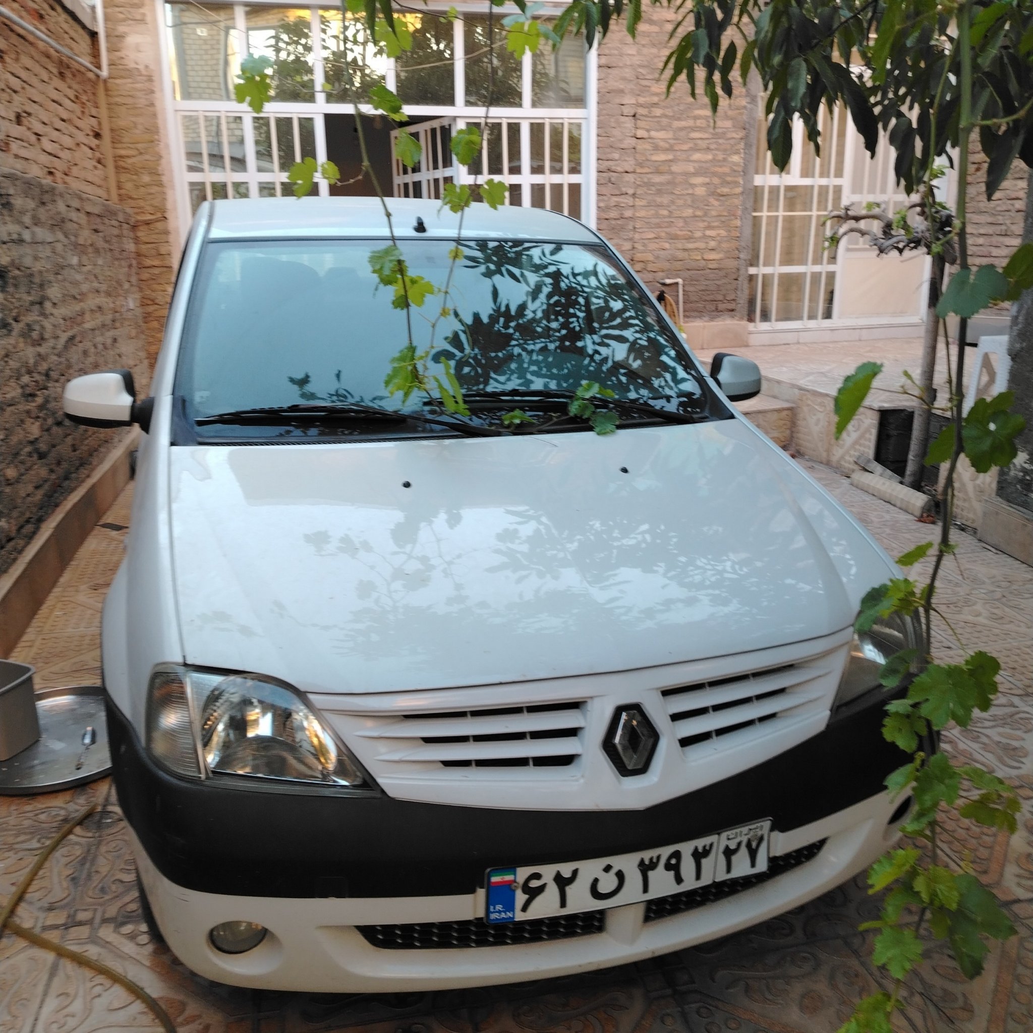 2004 Renault Logan (X90)