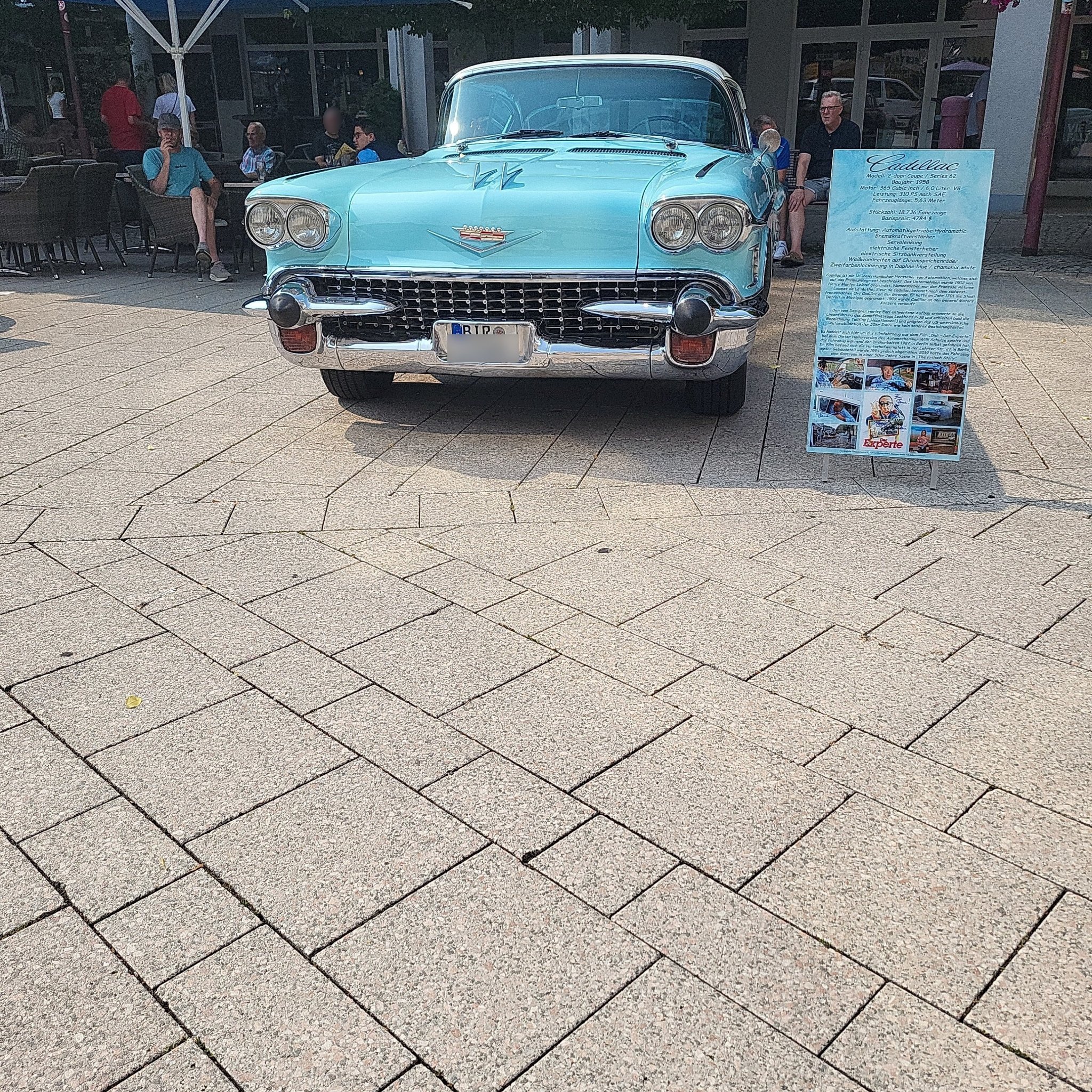1958 Cadillac Series 62 Coupe de Ville