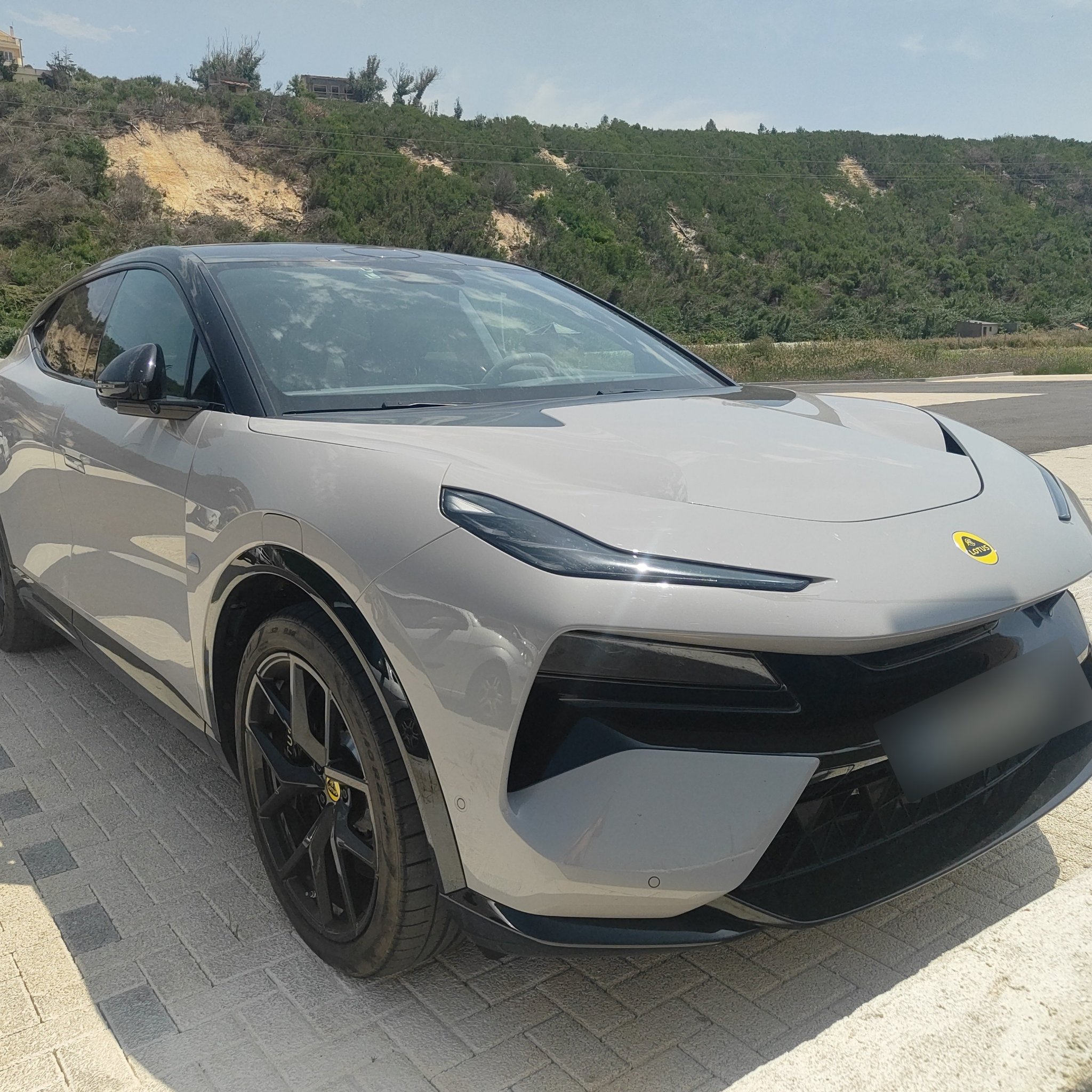 2022 Lotus Eletre