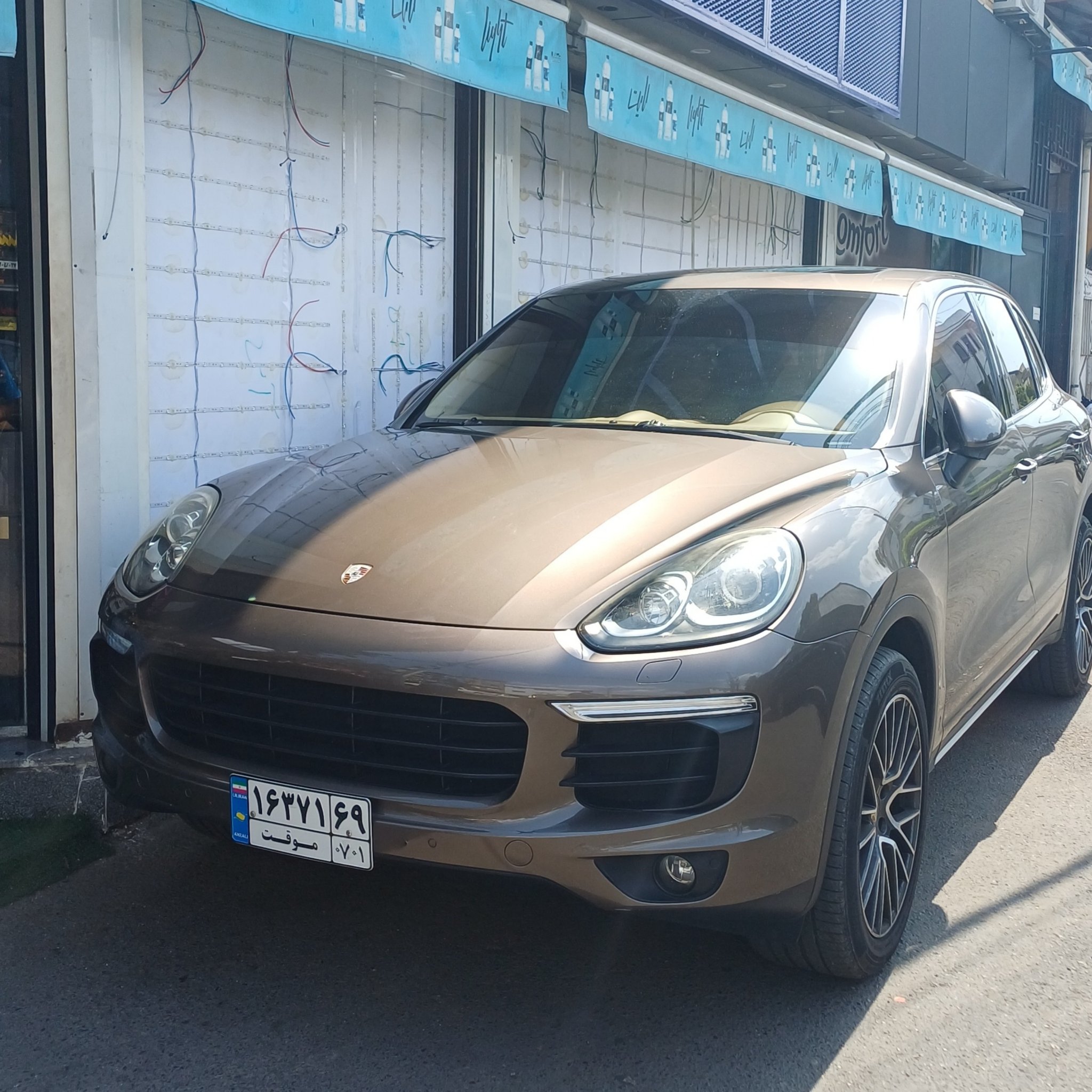 2010 Porsche Cayenne (92A)