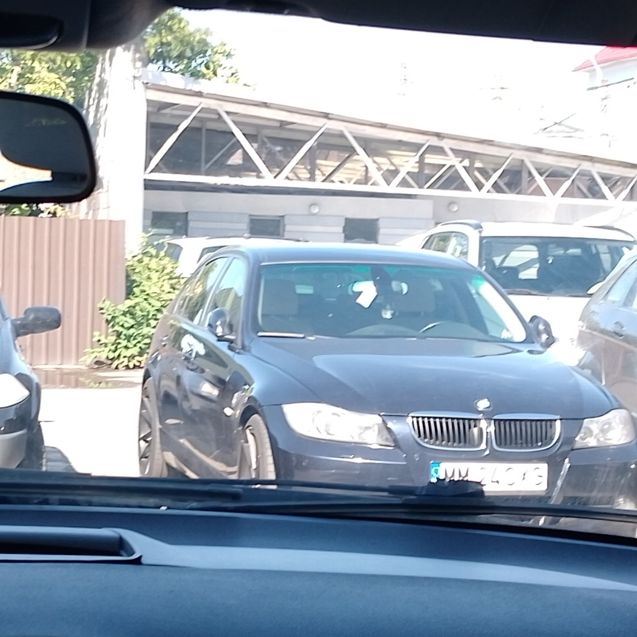 2005 BMW 3 Series (E90)