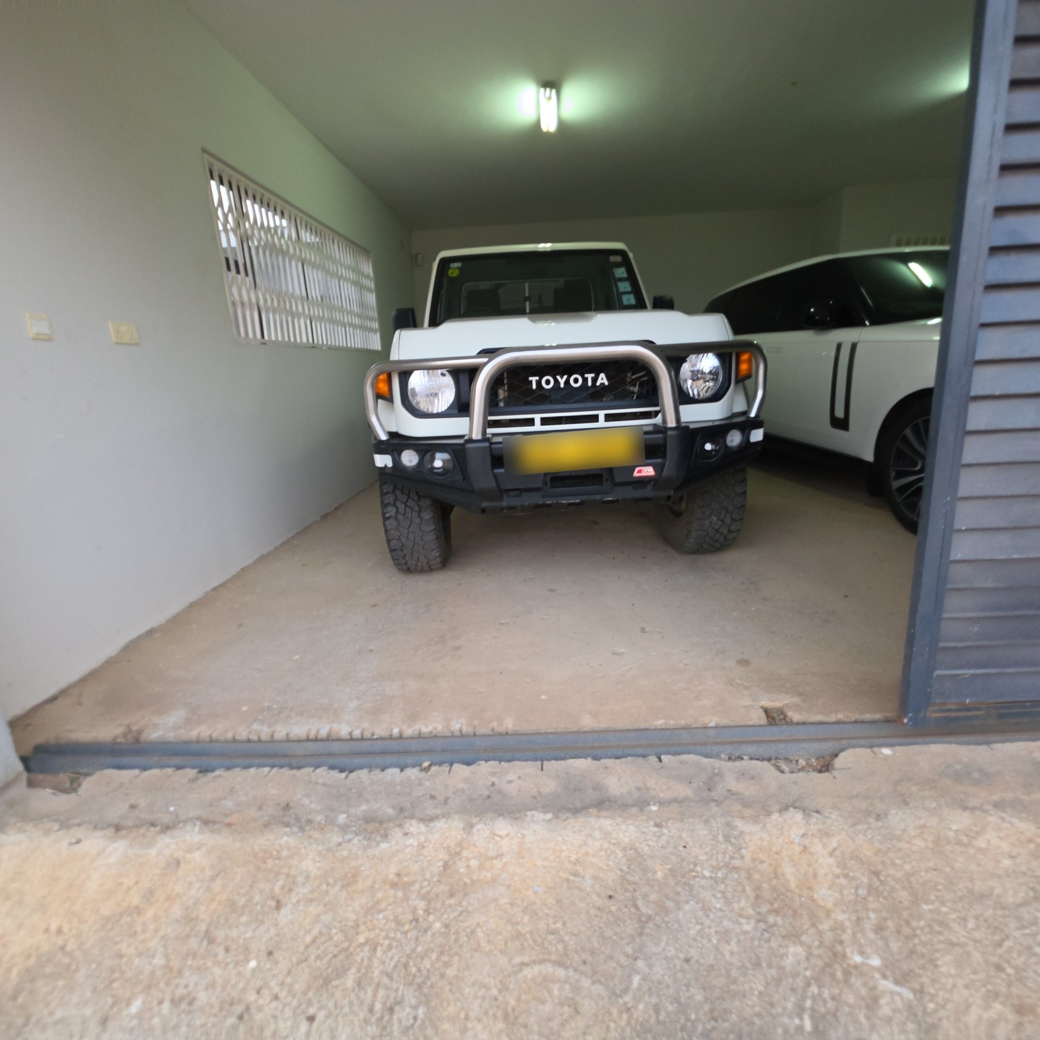 1984 Toyota Land Cruiser (J70)