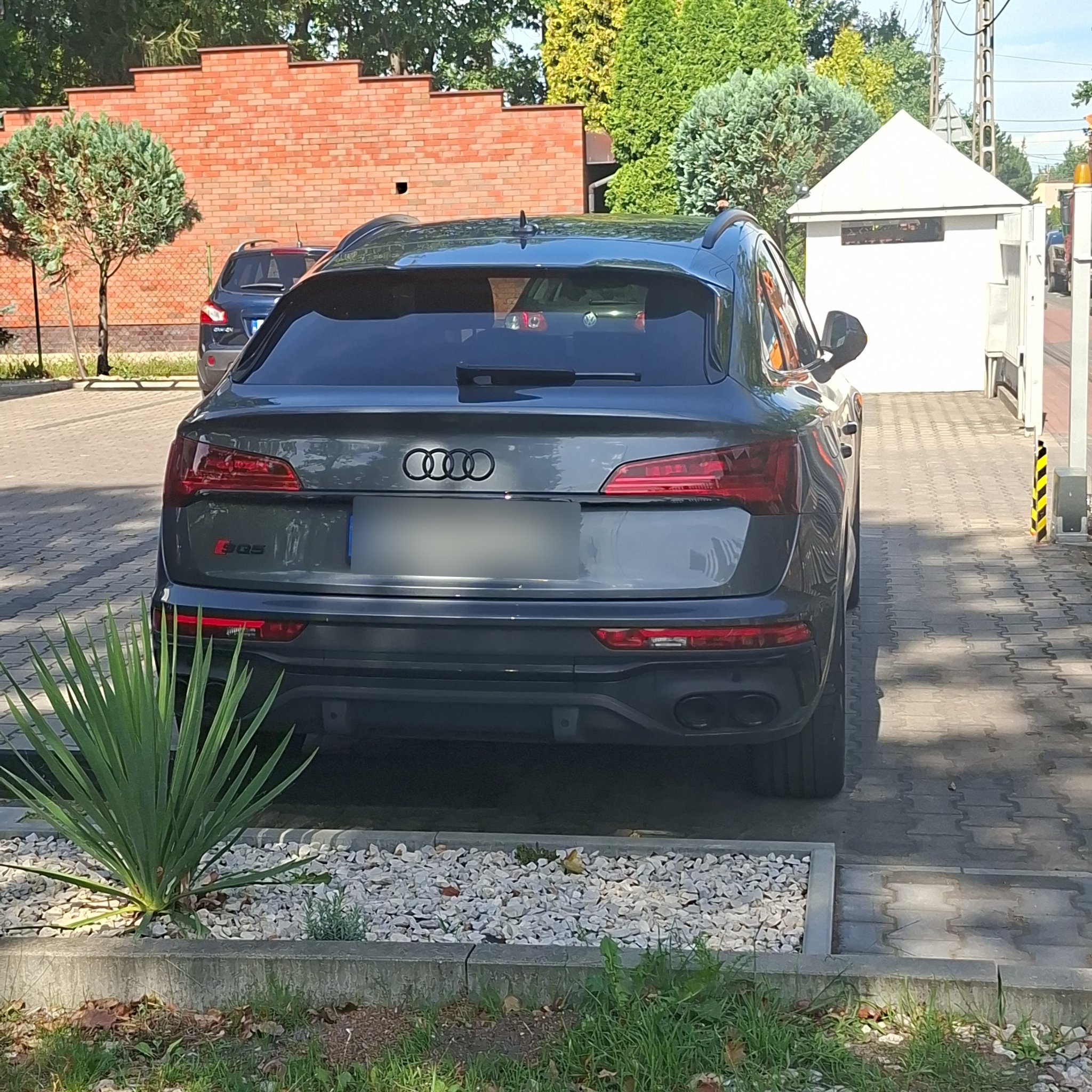 2017 Audi SQ5 (FY)