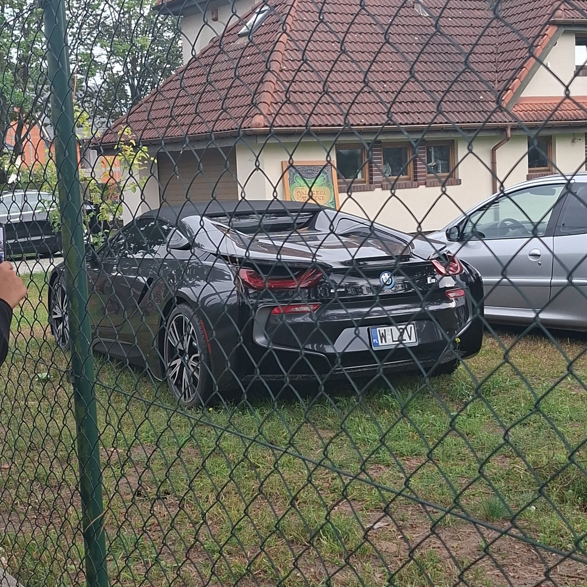 2014 BMW i8 (I12)