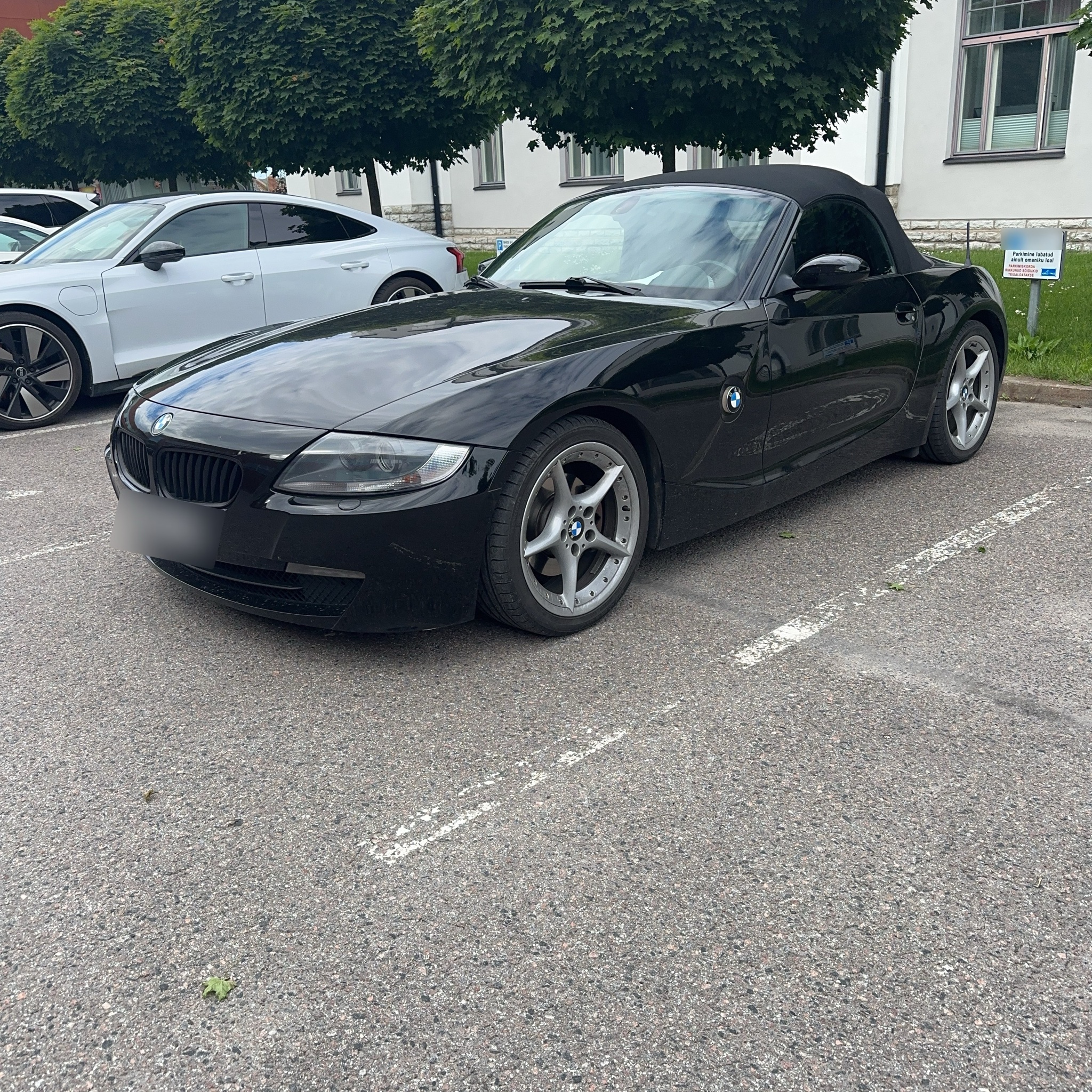 2002 BMW Z4 (E85) Roadster
