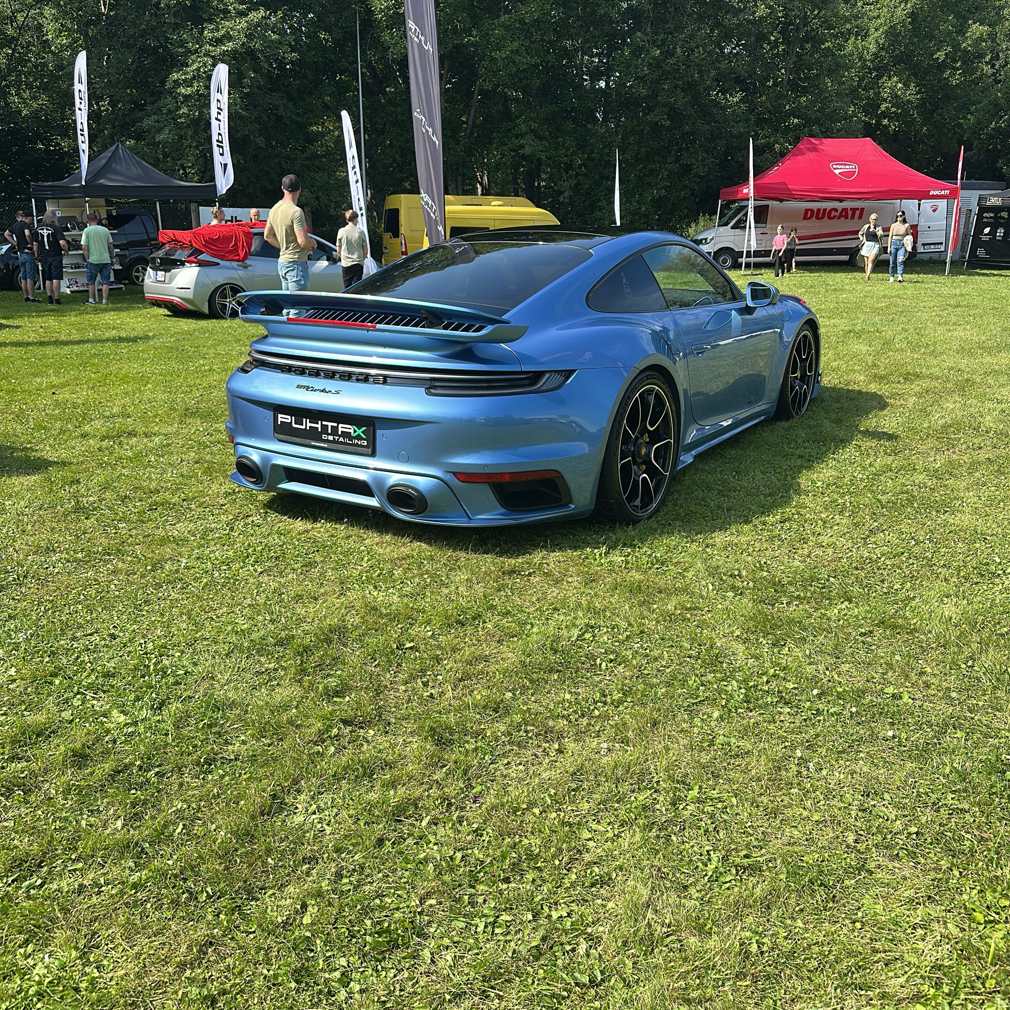 2020 Porsche 911 (992) Turbo S Coupe