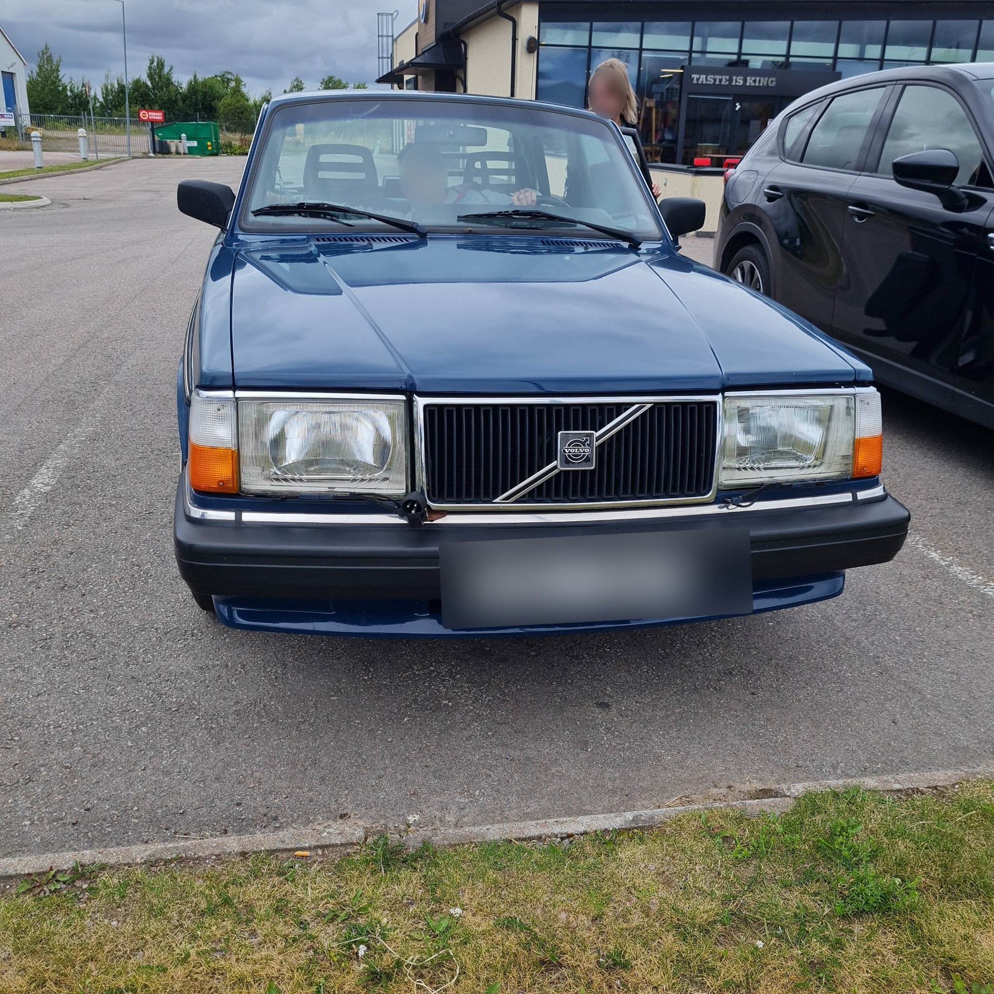 1974 Volvo 240 Sedan
